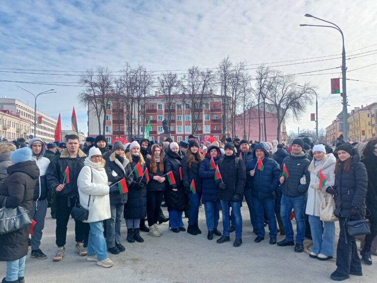 Коллектив предприятия принял участие в районных и городских митингах