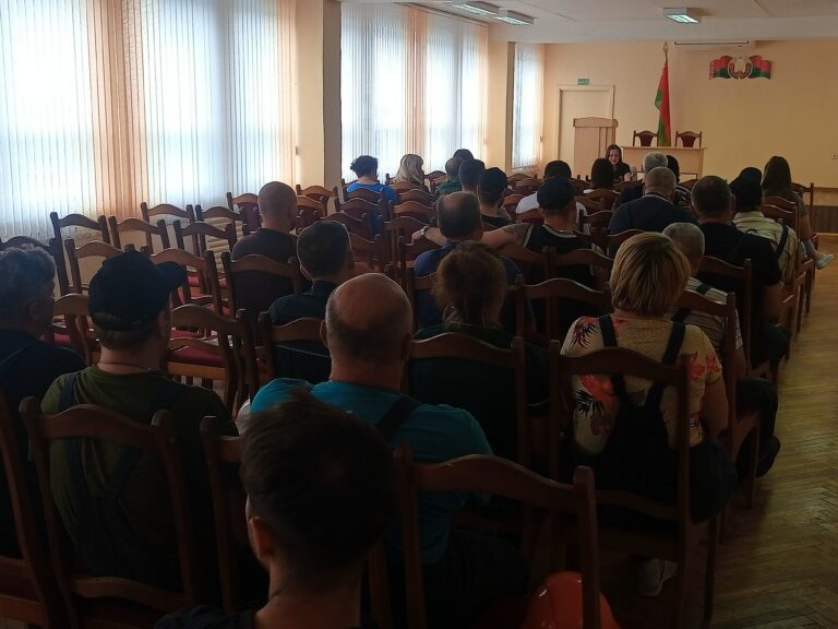 На предприятии состоялся Единый день информирования с участием  старшего преподавателя кафедры экономики и управления ГГУ им. Ф.Скорины Лин Светланы Дмитриевны, на тему: « Беларусь суверенная: от восстановления народного хозяйства к инновационным проектам будущего»